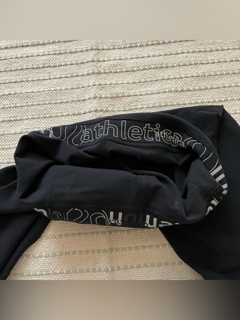 Lululemon Align flared yoga pants - Picture 4 of 5